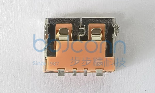 USB2.0 AF90度短体L=10.0 H=6.3 SMT前两脚插平口铜壳 4P大电流5A 端子脚长1.0MM镀金3U,PA9T橙胶（1505C）端子C7025