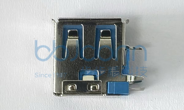 USB 2.0 AF 侧插短体 L=13.7 卷边 O形脚 PBT蓝胶 弯脚 铁壳